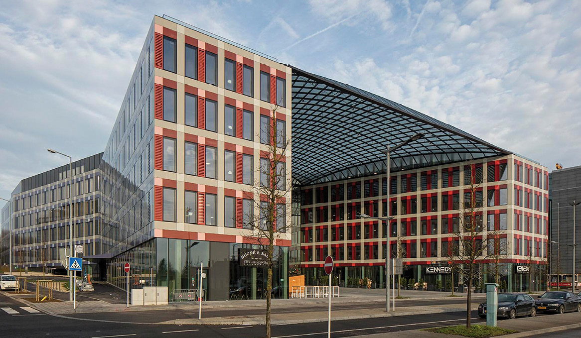 6 EY Luxembourg Headquarters Architecte : Architecture et Environnement Sa Architecte : Sauerbruch Hutton International