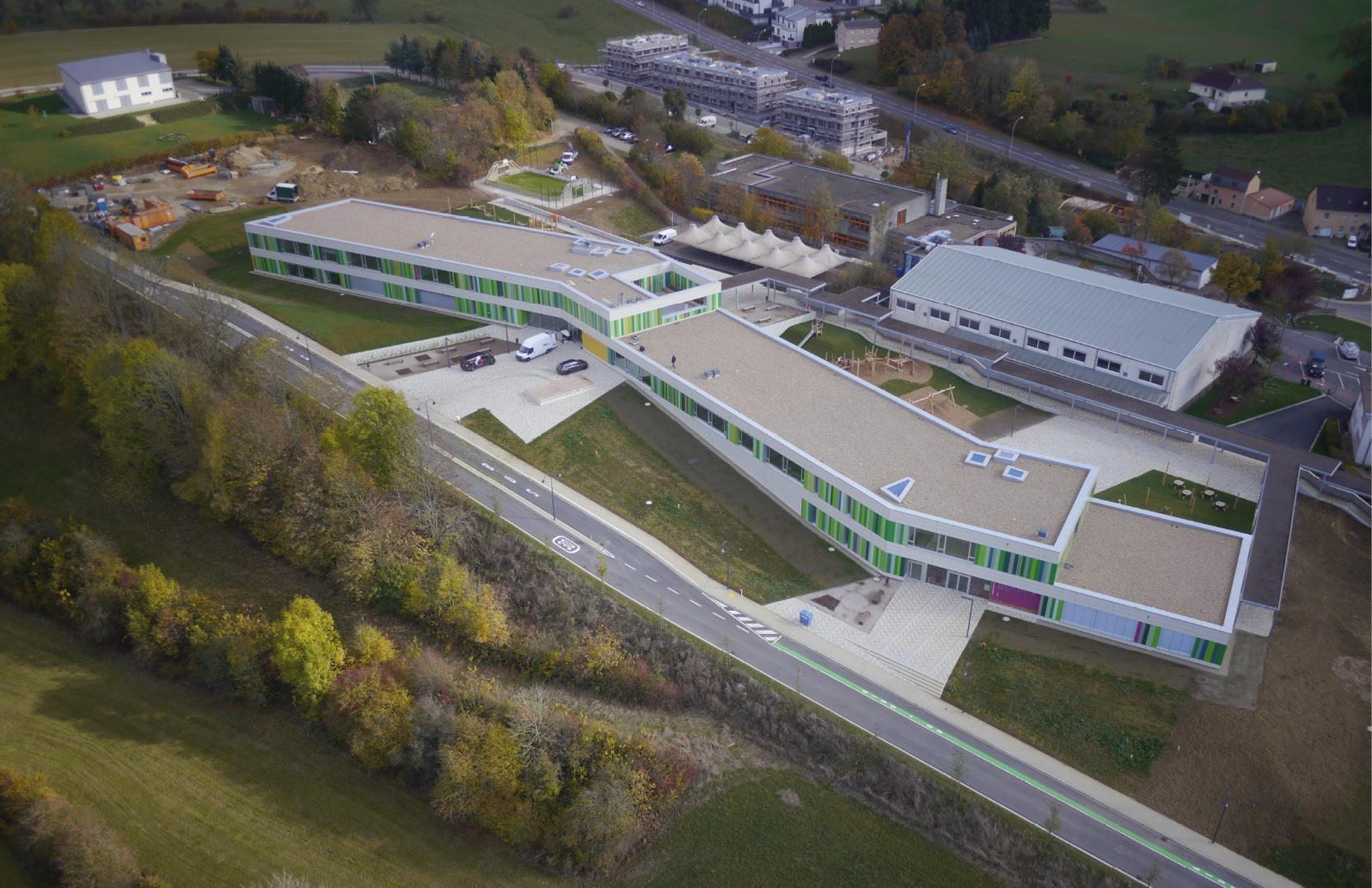 1 Nouveau complexe scolaire Schouweiler Architecte : WW+ Architektur & Management S. à r. l.